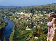 http://www.perigorddecouverte.com/Village-de-Castelnaud-La-Chapelle.php